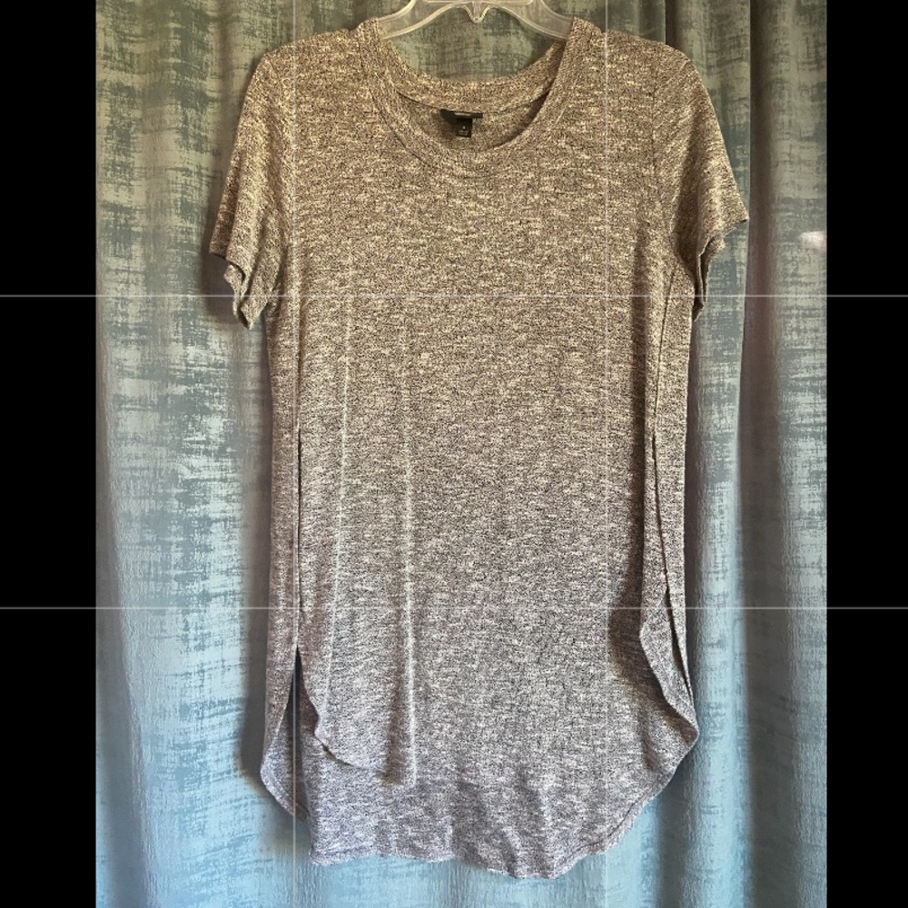 Long shirt with high cut sides